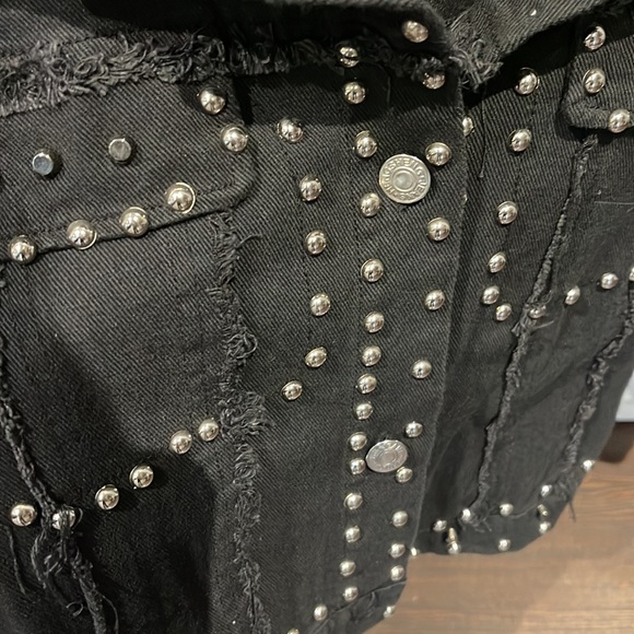 Black Denim Studded Cropped Jacket - Picture 3 of 3